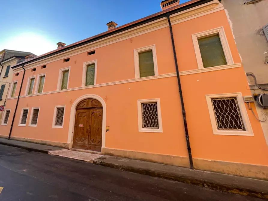 Immagine 5 di Appartamento in vendita  in via cesare battisti 54 a Carpi