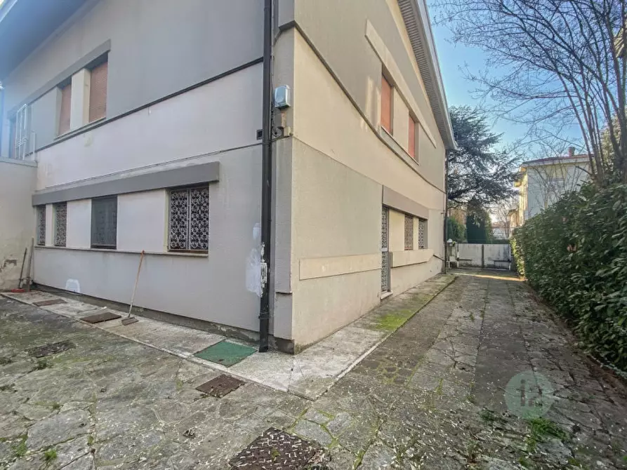 Immagine 8 di Casa indipendente in vendita  in via giacomo puccini 19 a Carpi