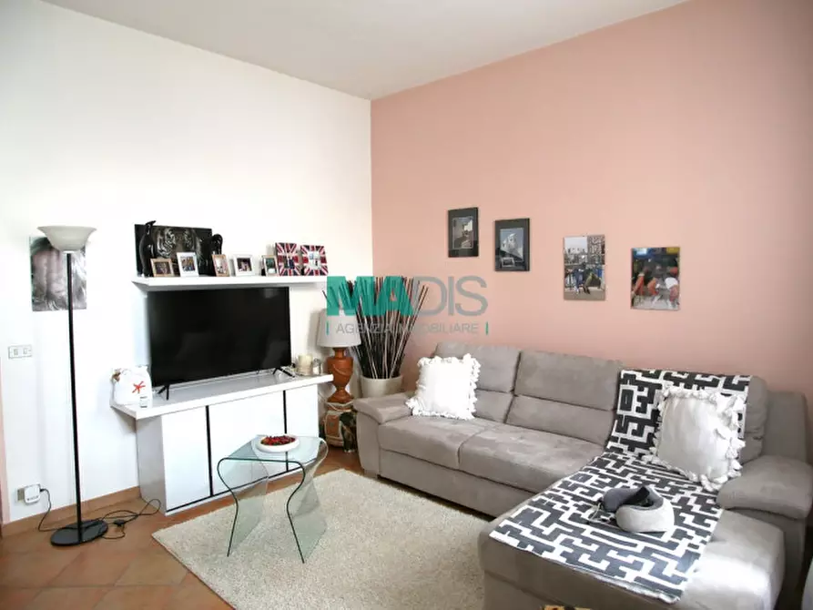 Immagine 4 di Villetta a schiera in vendita  in via aniene a Prato