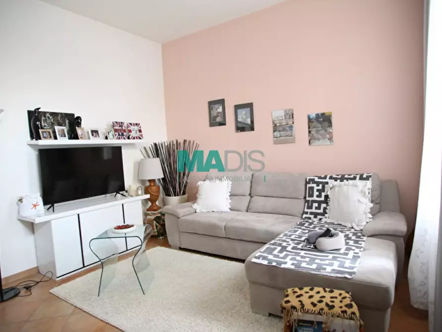 Immagine 6 di Villetta a schiera in vendita  in via aniene a Prato