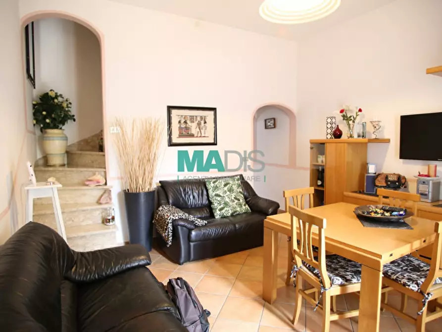 Immagine 10 di Villetta a schiera in vendita  in via aniene a Prato