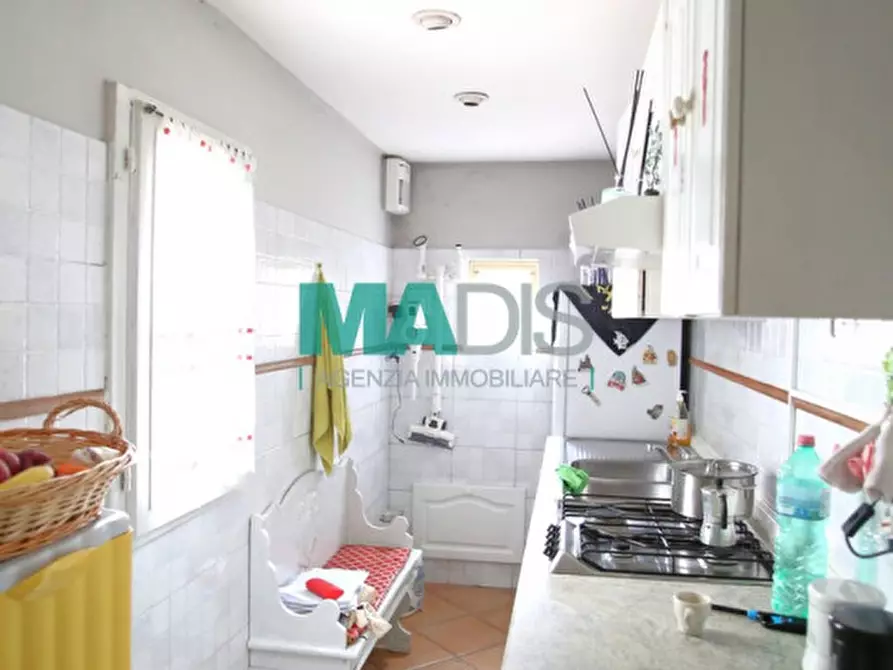 Immagine 13 di Villetta a schiera in vendita  in via aniene a Prato