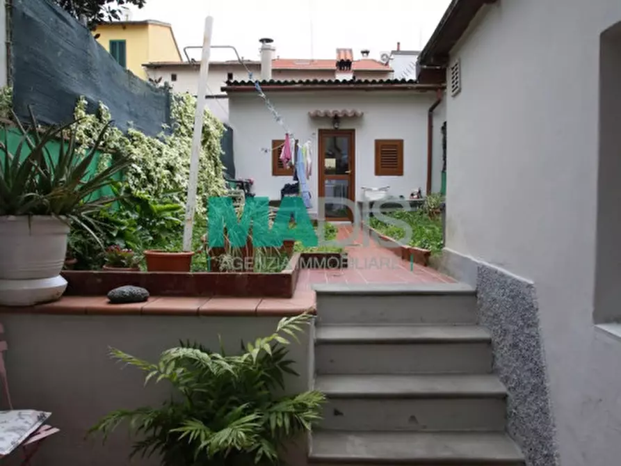 Immagine 15 di Villetta a schiera in vendita  in via aniene a Prato