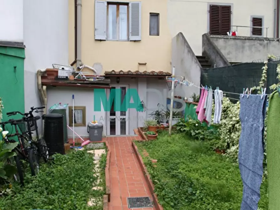 Immagine 16 di Villetta a schiera in vendita  in via aniene a Prato