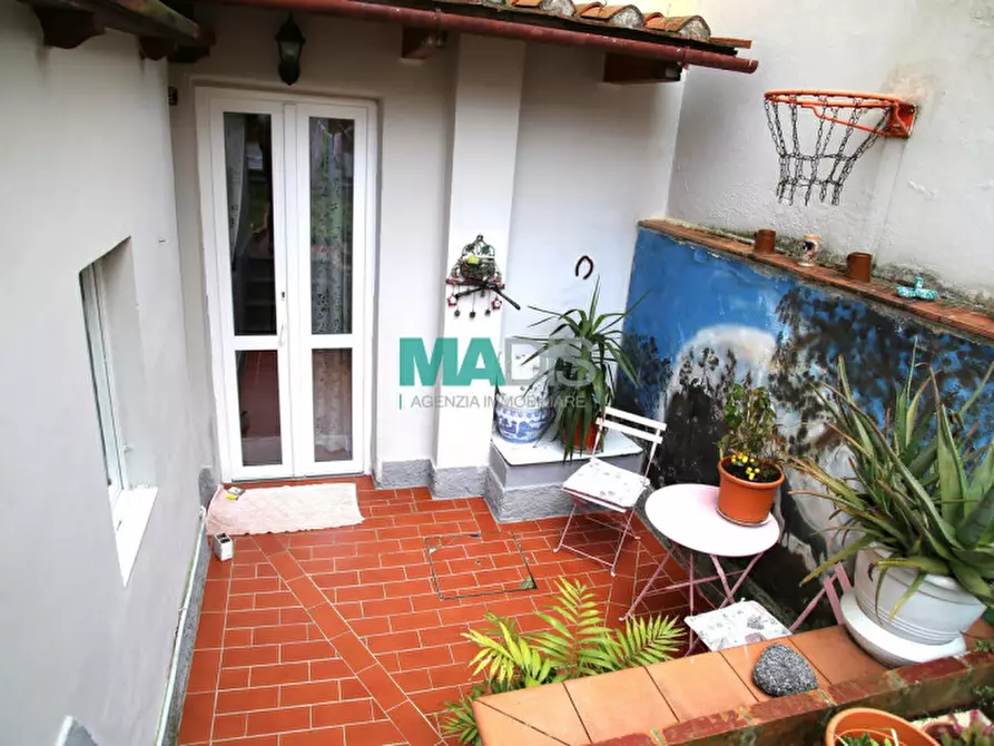 Immagine 18 di Villetta a schiera in vendita  in via aniene a Prato