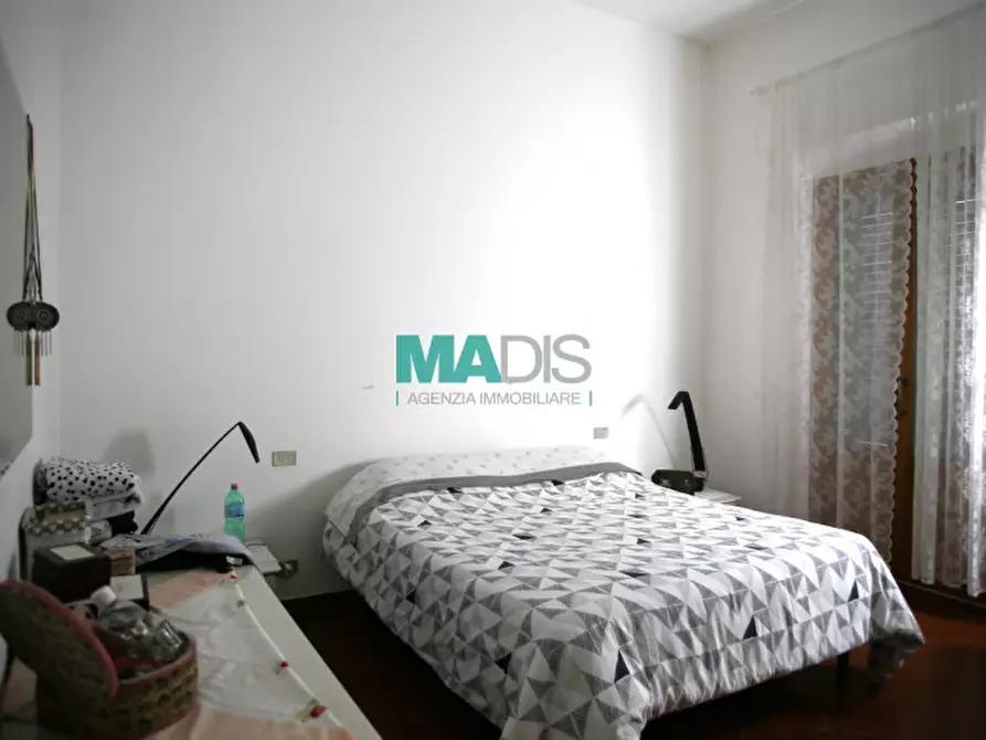 Immagine 21 di Villetta a schiera in vendita  in via aniene a Prato