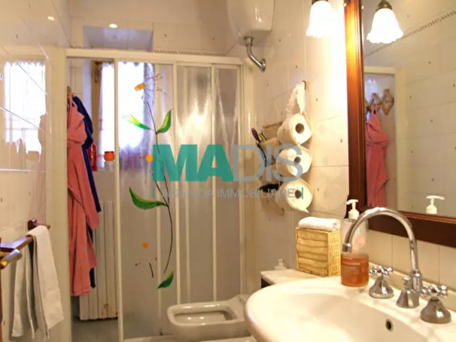 Immagine 24 di Villetta a schiera in vendita  in via aniene a Prato