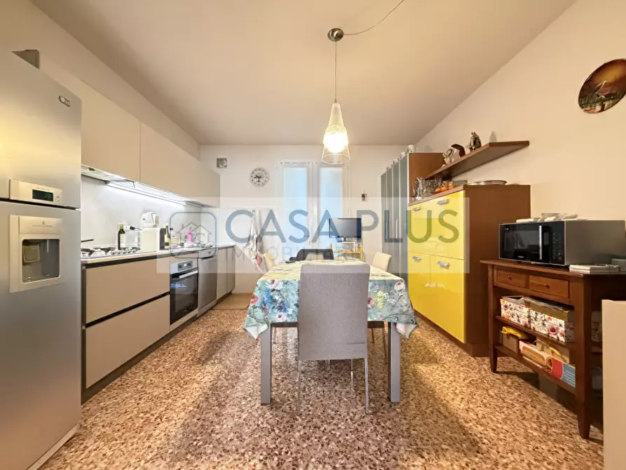 Immagine 5 di Casa trifamiliare in vendita  in via e fermi a Galliera Veneta