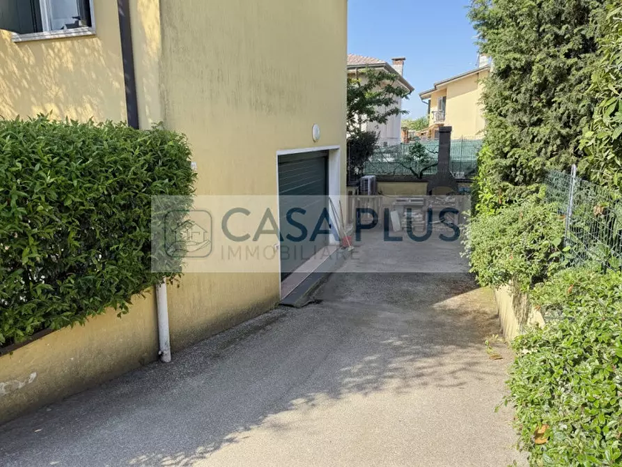 Immagine 22 di Casa trifamiliare in vendita  in via e fermi a Galliera Veneta