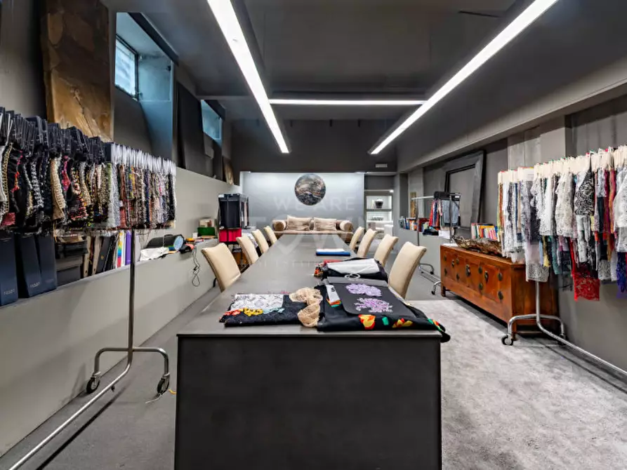 Immagine 3 di Loft/Open space in vendita  in Piazza Sant'Ambrogio a Milano