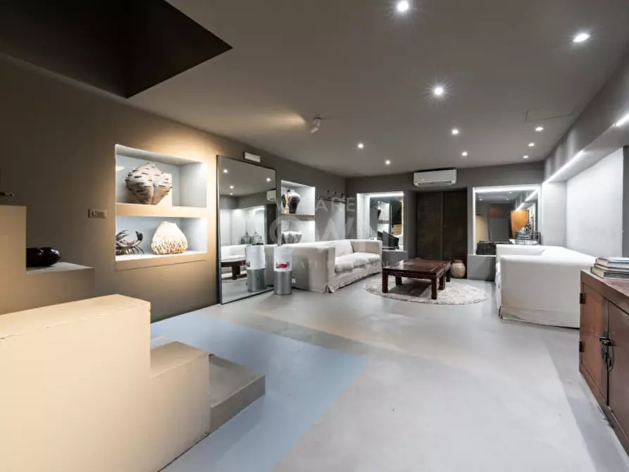 Immagine 8 di Loft/Open space in vendita  in Piazza Sant'Ambrogio a Milano