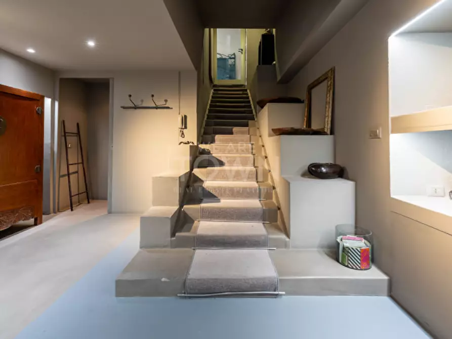 Immagine 9 di Loft/Open space in vendita  in Piazza Sant'Ambrogio a Milano