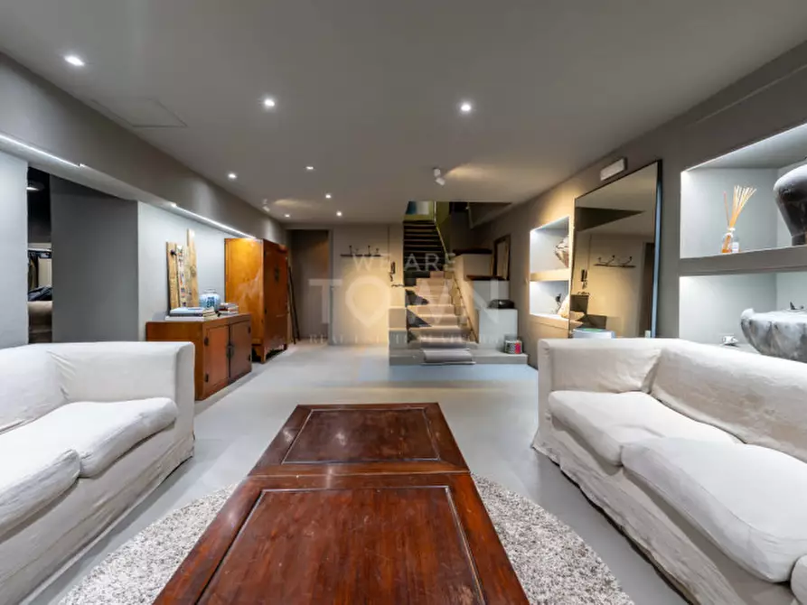Immagine 10 di Loft/Open space in vendita  in Piazza Sant'Ambrogio a Milano