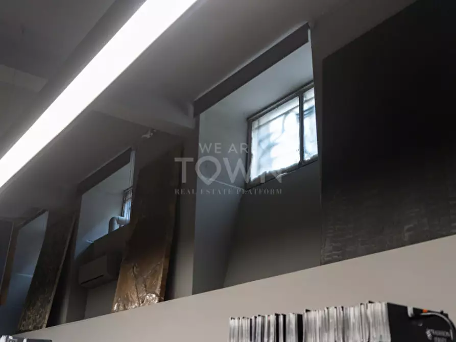 Immagine 17 di Loft/Open space in vendita  in Piazza Sant'Ambrogio a Milano