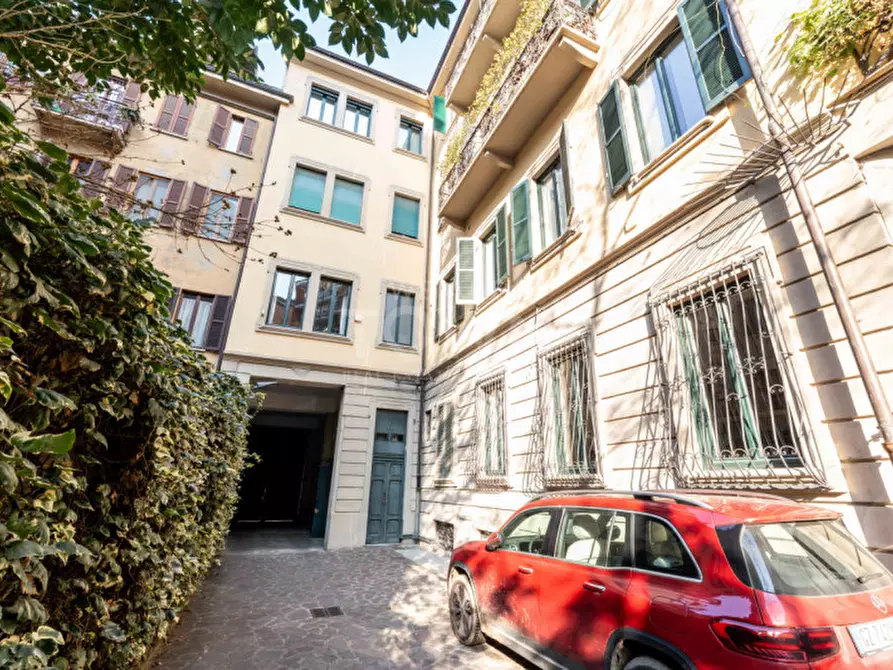 Immagine 34 di Loft/Open space in vendita  in Piazza Sant'Ambrogio a Milano