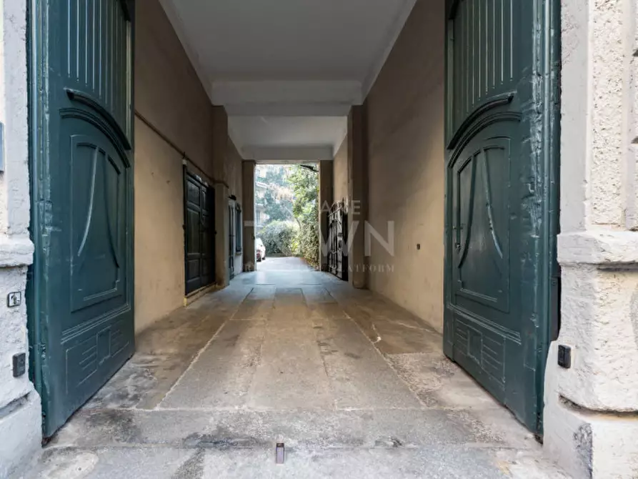 Immagine 35 di Loft/Open space in vendita  in Piazza Sant'Ambrogio a Milano