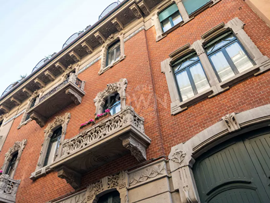 Immagine 42 di Loft/Open space in vendita  in Piazza Sant'Ambrogio a Milano
