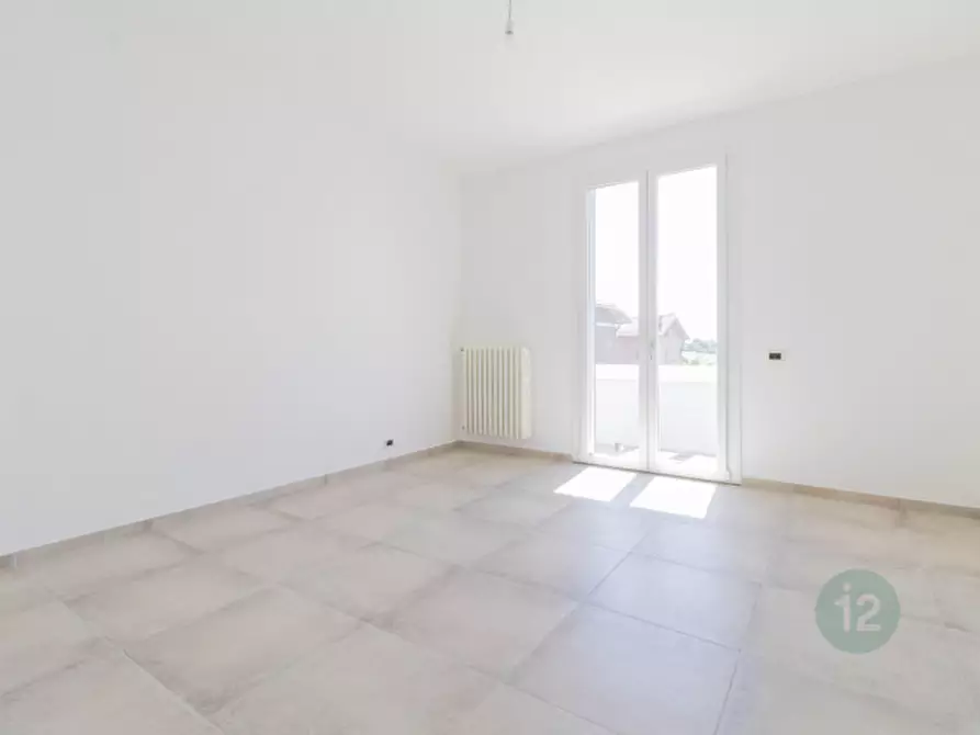Immagine 19 di Appartamento in vendita  in Via Giulio Cesare 29 a Carpi