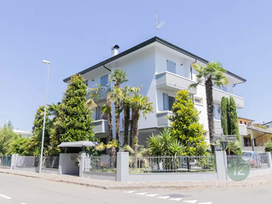 Immagine 38 di Appartamento in vendita  in Via Giulio Cesare 29 a Carpi