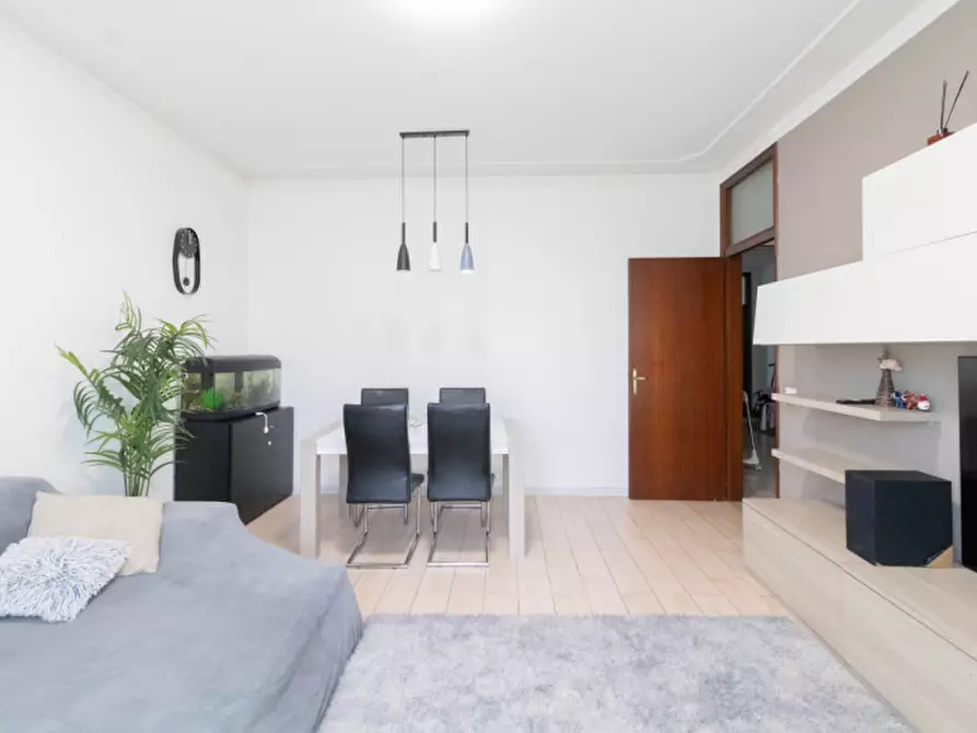 Immagine 6 di Appartamento in vendita  in Via Gaiovalerio Catullo 6 a Carpi