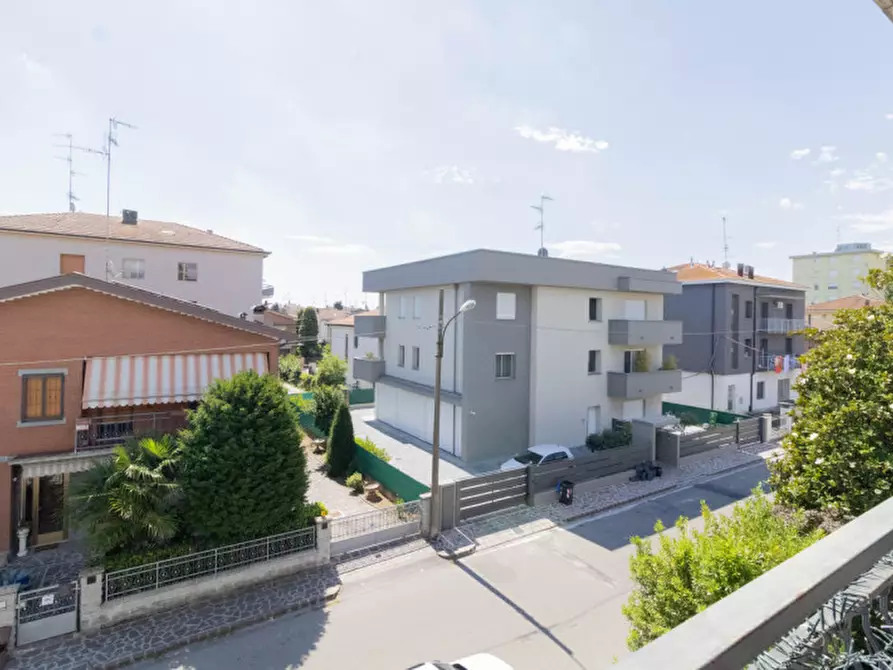 Immagine 25 di Appartamento in vendita  in Via Gaiovalerio Catullo 6 a Carpi