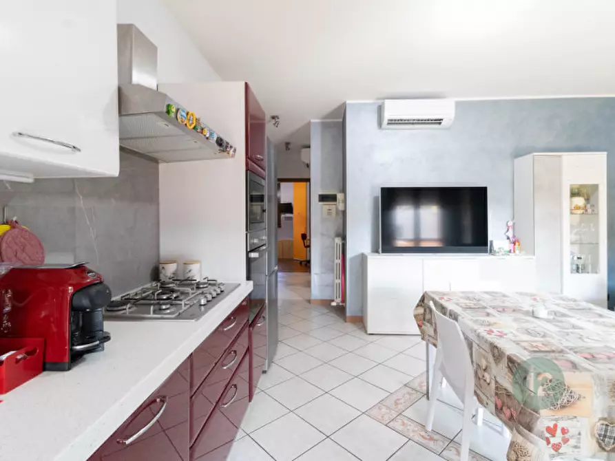 Immagine 6 di Appartamento in vendita  in Via Due Ponti 102 a Carpi