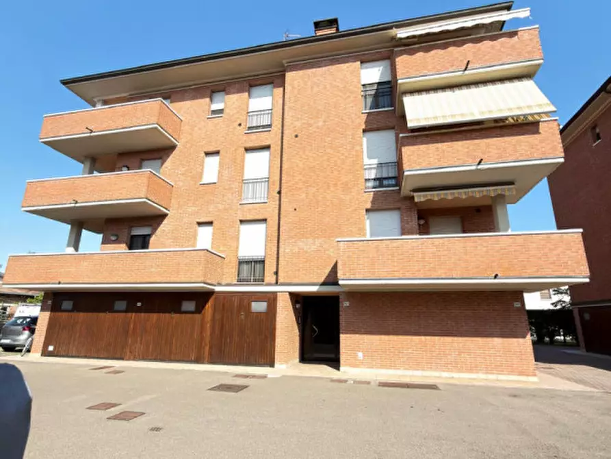 Immagine 15 di Appartamento in vendita  in Via Due Ponti 102 a Carpi