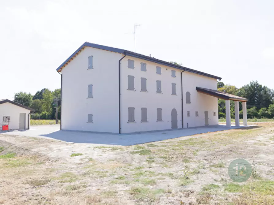 Immagine 1 di Casa bifamiliare in vendita  in Via Stradello Ascari 8 a Carpi