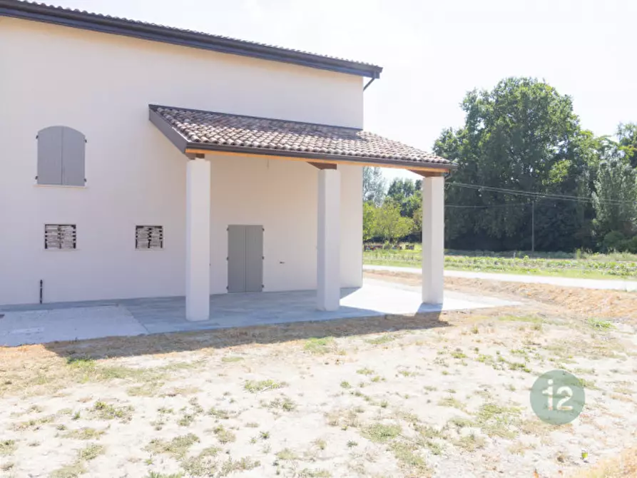 Immagine 2 di Casa bifamiliare in vendita  in Via Stradello Ascari 8 a Carpi