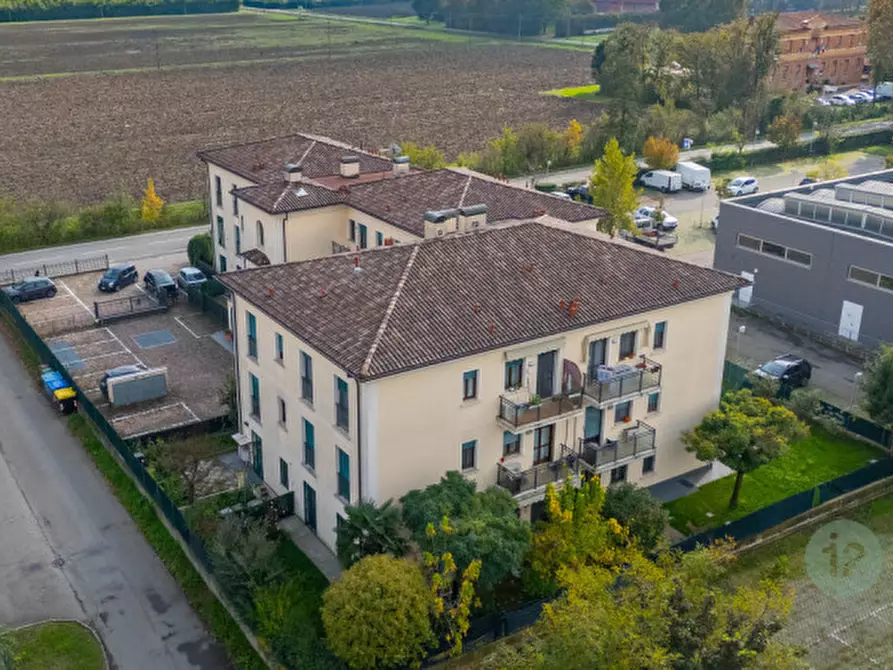 Immagine 18 di Appartamento in vendita  in Via Carlo Marx 144 a Carpi