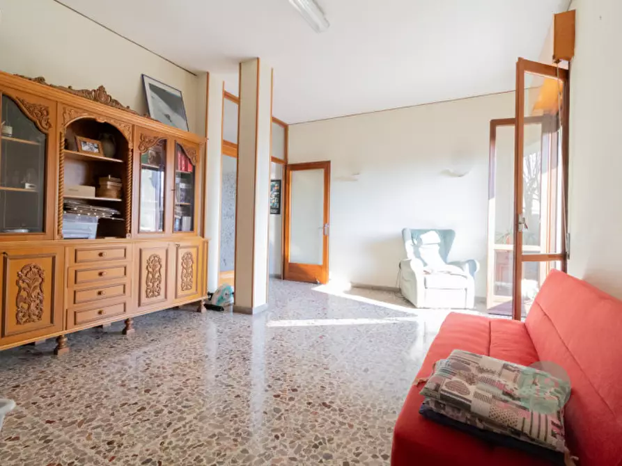 Immagine 10 di Casa bifamiliare in vendita  in Via Due Ponti 81 a Carpi