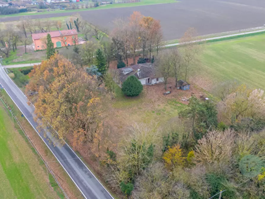 Immagine 24 di Villa in vendita  in Via Chiesa di Cortile 10 a Carpi