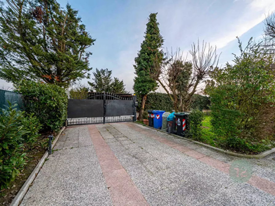 Immagine 22 di Villetta a schiera in vendita  in Strada Provinciale 413 Romana Sud 89 a Carpi