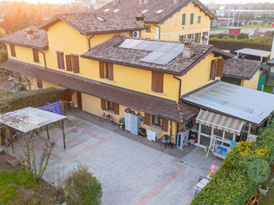Immagine 23 di Villetta a schiera in vendita  in Strada Provinciale 413 Romana Sud 89 a Carpi