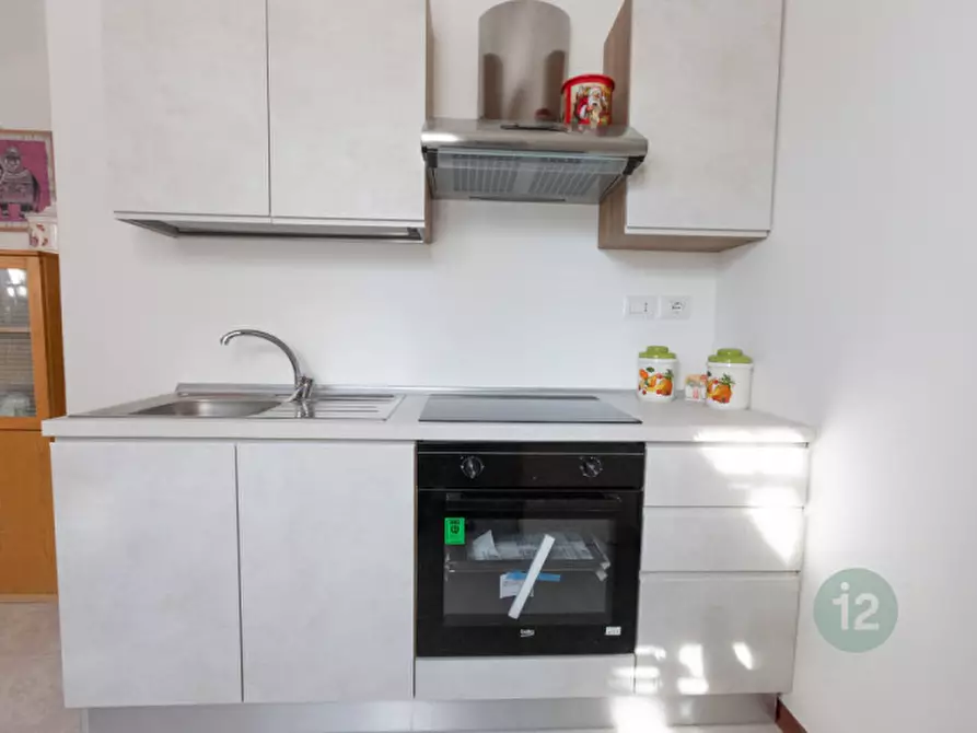 Immagine 5 di Appartamento in vendita  in Via Carlo Marx 67 a Carpi