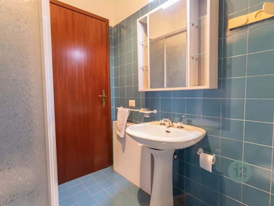 Immagine 10 di Appartamento in vendita  in Via Carlo Marx 67 a Carpi