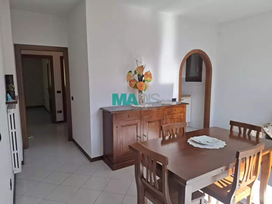 Immagine 2 di Appartamento in vendita  in Via di Poggiole a Vernio