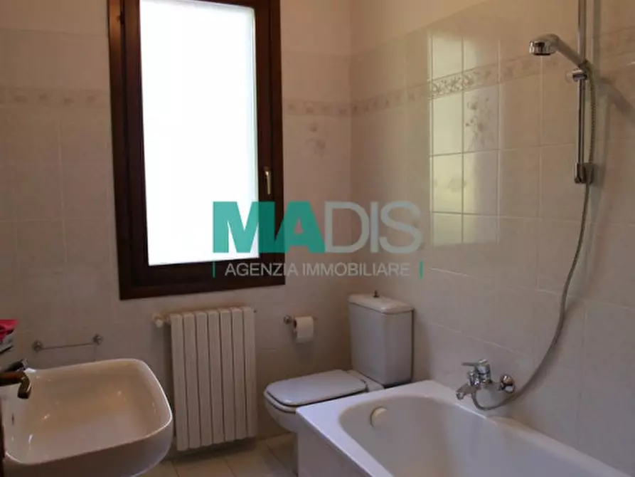 Immagine 26 di Appartamento in vendita  in Via di Poggiole a Vernio