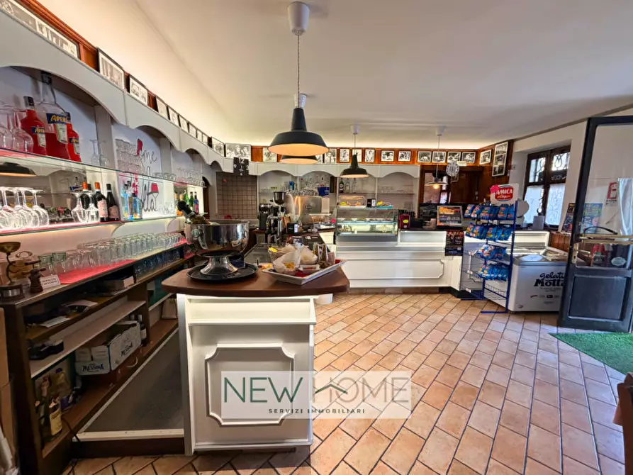 Immagine 2 di Attività commerciale in affitto  in Via Roma 24 a San Giovanni Lupatoto