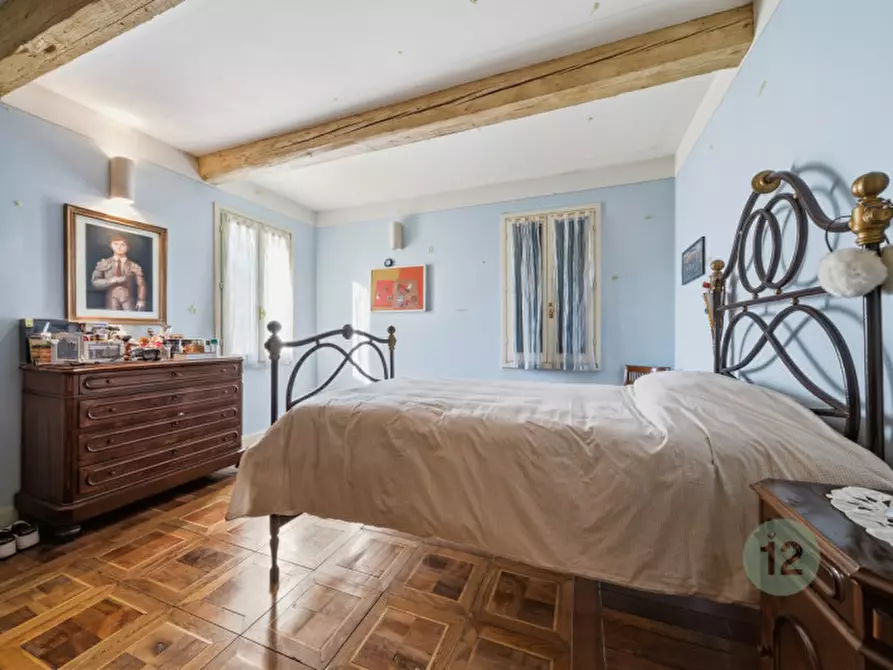 Immagine 22 di Villa in vendita  in Viale Vittorio Saltini a Correggio