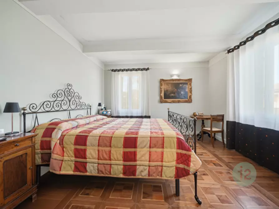Immagine 30 di Villa in vendita  in Viale Vittorio Saltini a Correggio
