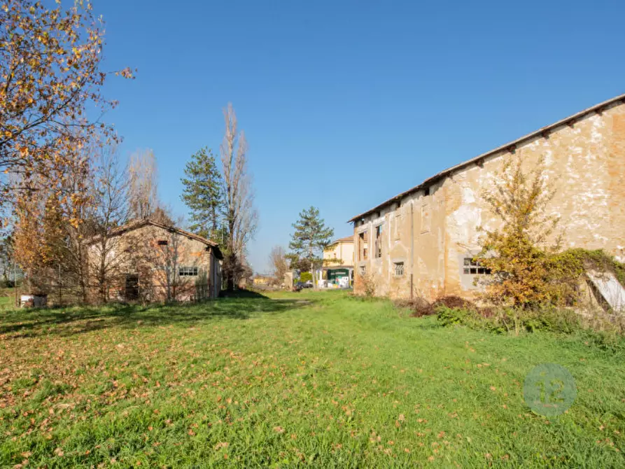 Immagine 6 di Rustico / casale in vendita  a Correggio
