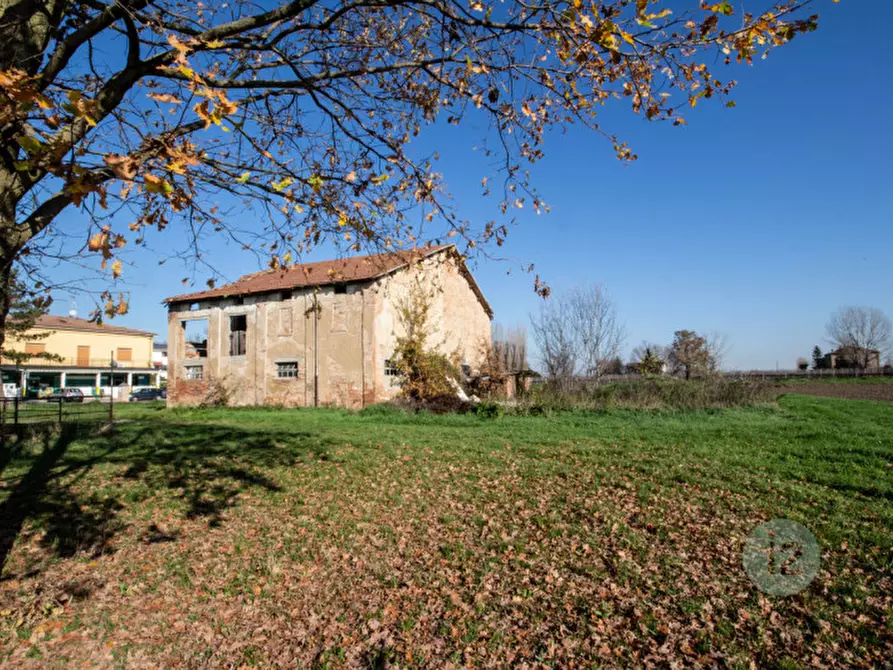 Immagine 7 di Rustico / casale in vendita  a Correggio