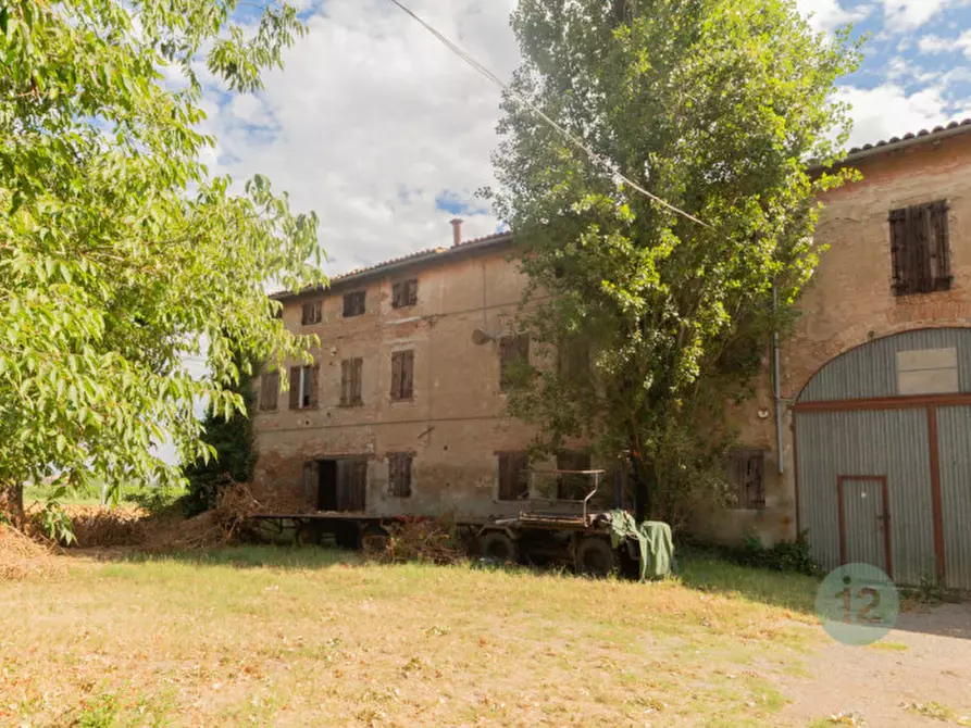 Immagine 4 di Rustico / casale in vendita  in Via S. Martino 72 a Correggio