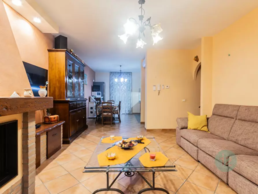 Immagine 19 di Villetta a schiera in vendita  in Via Antonio Saccani a Correggio