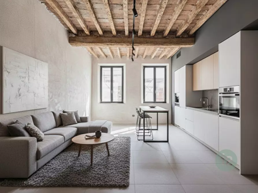 Immagine 1 di Appartamento in vendita  a Correggio