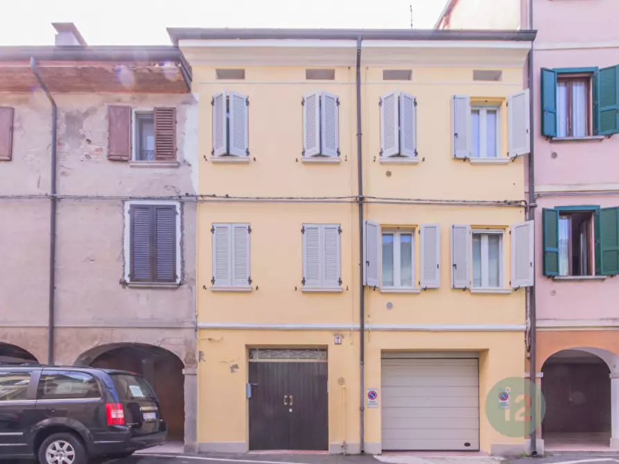 Immagine 6 di Appartamento in vendita  a Correggio