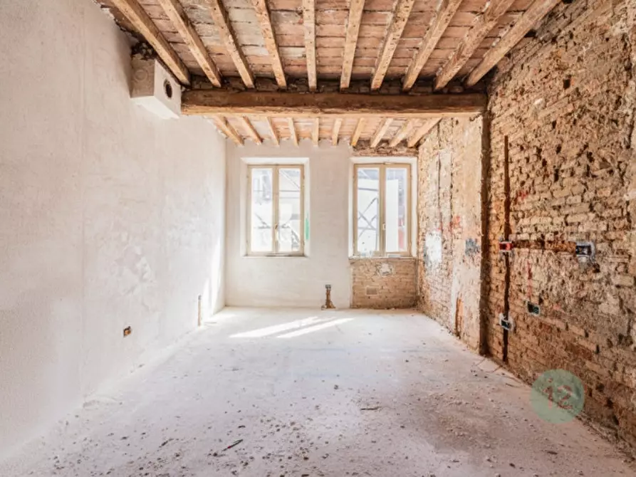 Immagine 8 di Appartamento in vendita  a Correggio