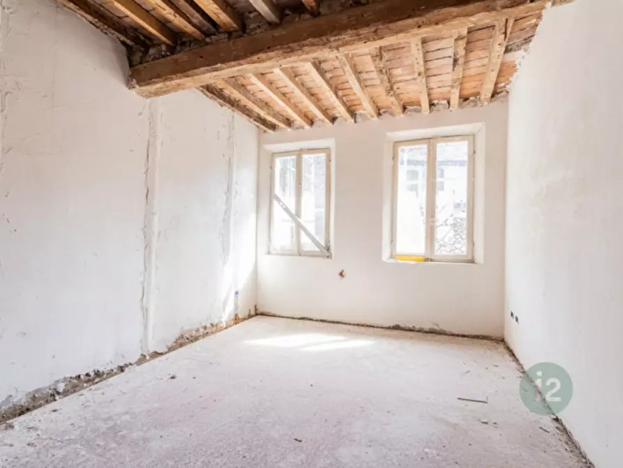 Immagine 13 di Appartamento in vendita  a Correggio