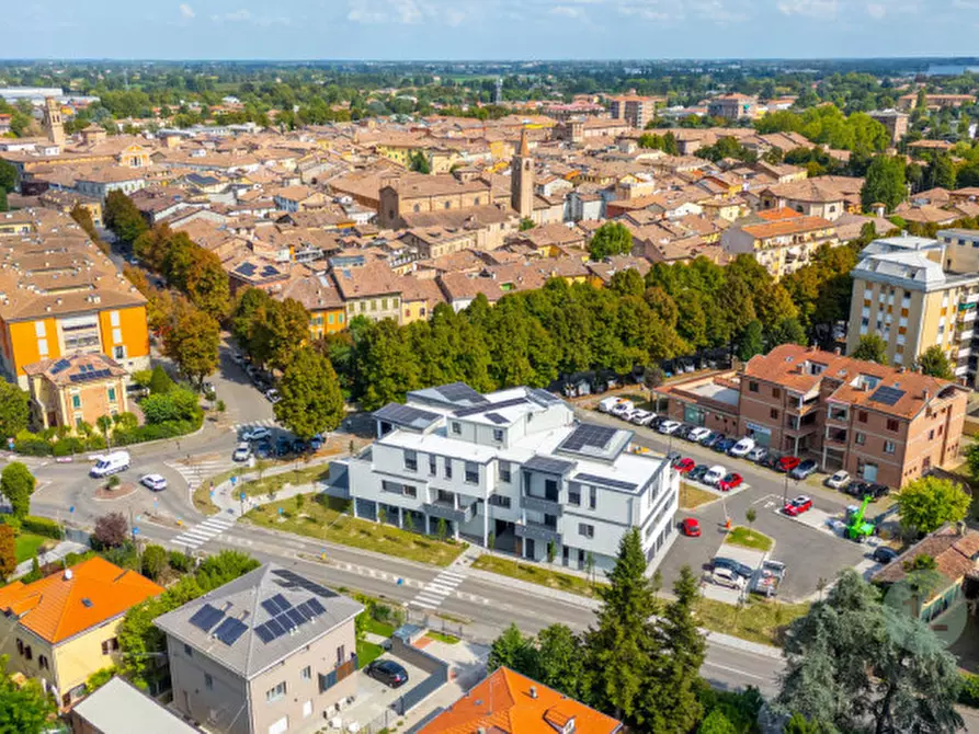 Immagine 1 di Appartamento in vendita  in Viale Cesare Battisti 1 a Correggio